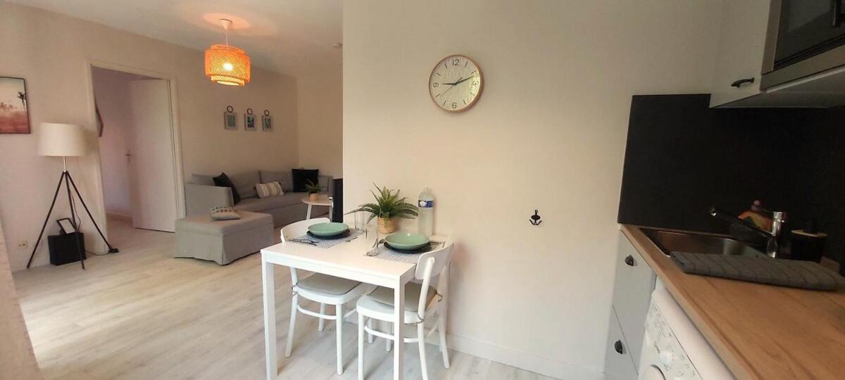 Les Capitouls - Avec Entree Autonome, Jardin, Parking Prive & Sa Piscine ! - Toulouse